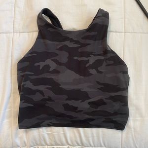Camo tank